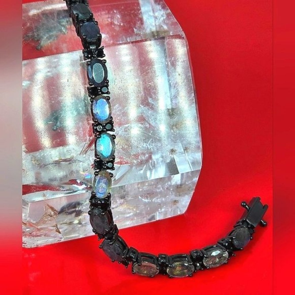 925 Sterling Silver Bracelet Rhodium Plated With Natural Labradorite 6x4mm